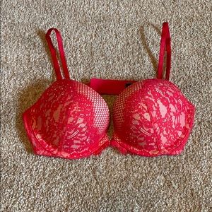 Victoria’s Secret Push-up Bra